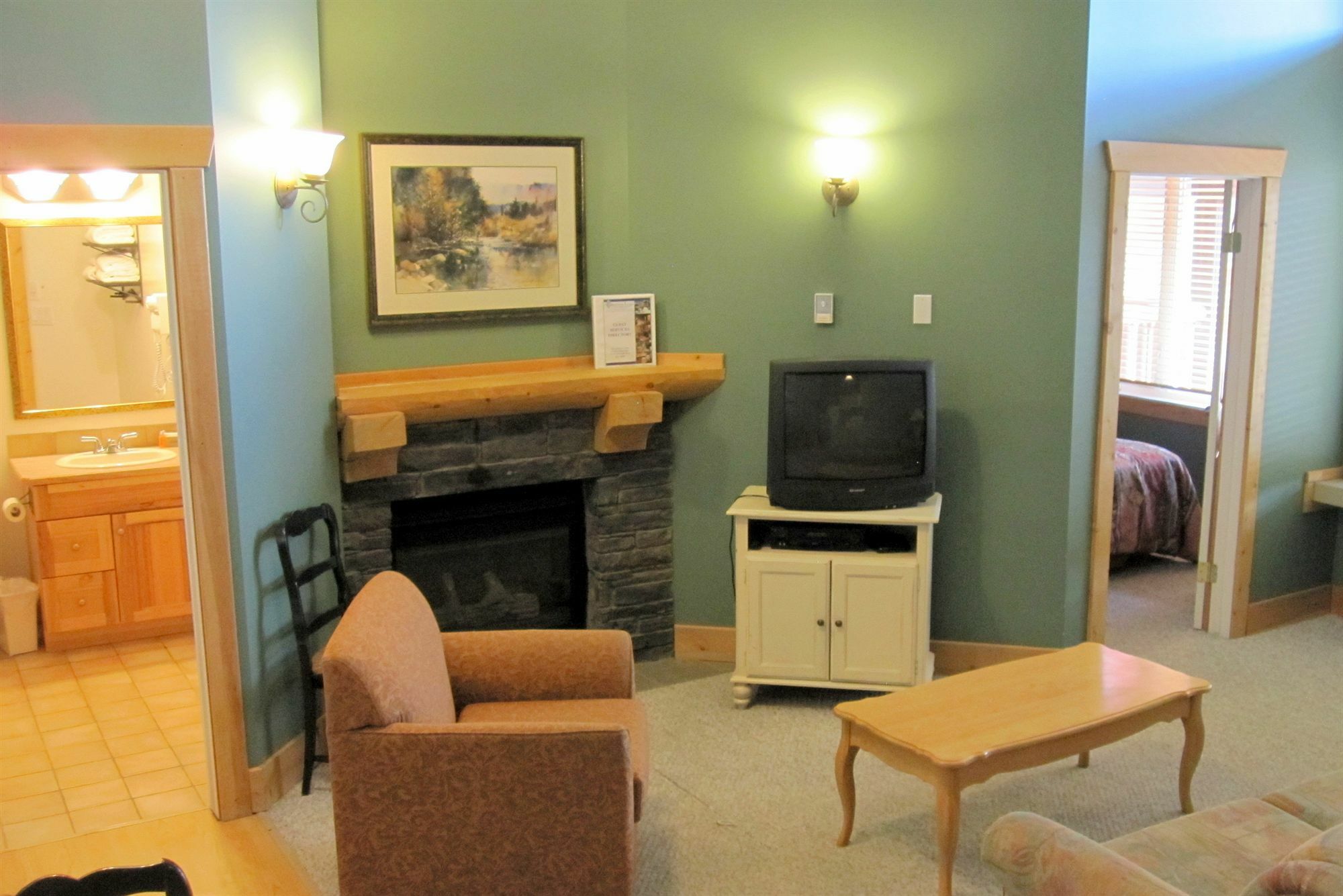 Cornerstone Lodge By Park Vacation Management Fernie Ngoại thất bức ảnh